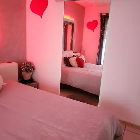 Appartement Miss G'Ainguette à Guereins Extérieur photo